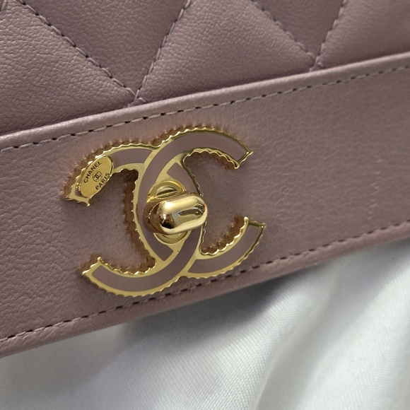 Authentic Chanel Pink Quilted Leather CC Logo Long Flap Wallet 22-Series - Picture 8 of 13